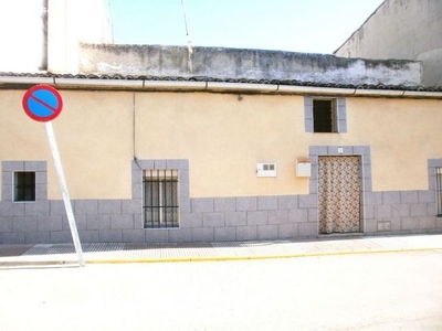 Se vende vasa de pueblo con desván o doblado, en Torreorgaz, Cáceres