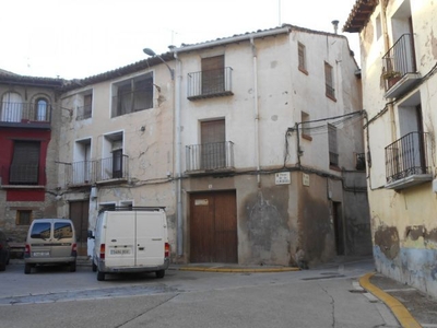 Vendo Casa en Plaza de la Almehora, esquina, (TARAZONA)