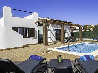 -Villa El Molino private pool solarium with wifi.