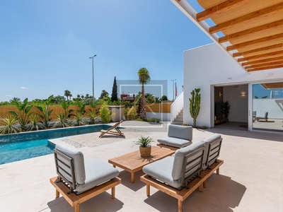 Los Montesinos villa en venta