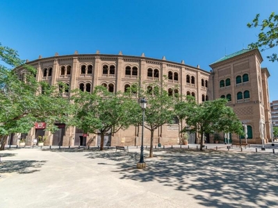 Piso en venta en Plaza de Toros-Doctores-San Lázaro, Granada