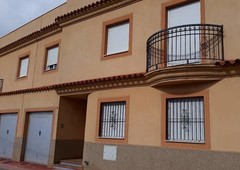 CHALET ADOSADO EN VENTA