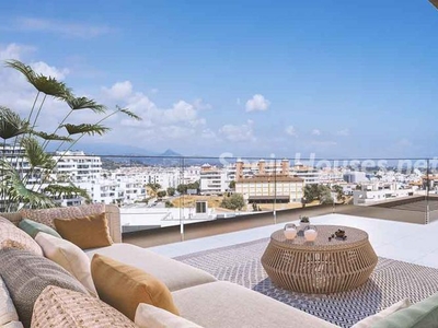 Apartamento en venta en Estepona