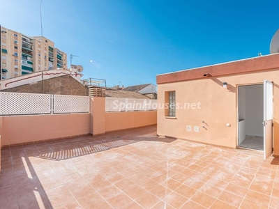 Apartamento en venta en La Goleta, Málaga