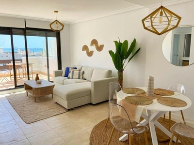 Apartment to rent in La Concha-Resina Golf, Estepona -