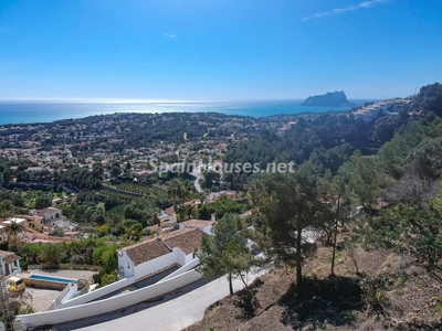 Building-site for sale in Moraira