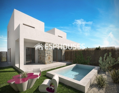 Bungalow for sale in Orihuela Costa