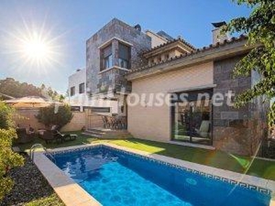 Detached villa for sale in Churriana, Málaga