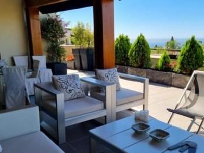 Duplex to rent in Sierra Blanca, Marbella -
