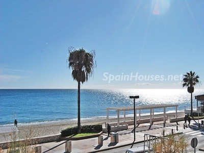 Piso bajo en venta en Zona Sohail, Fuengirola