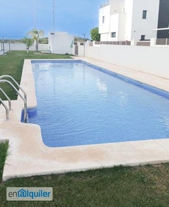 Piso en alquiler en Gran Alacant de 150 m2