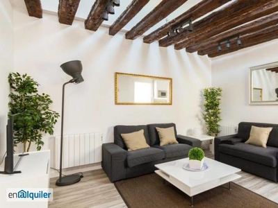 Precioso y moderno apartamento con aire acondicionado en alquiler en el centro de Madrid