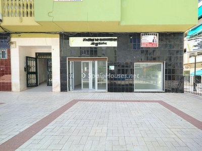 Local en venta en Zona Hispanidad-Vivar Téllez, Vélez-Málaga