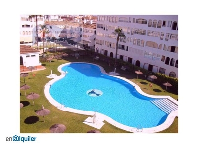 Se alquila estupendo apartamento de planta baja en zona centro de El Portil, Huelva
