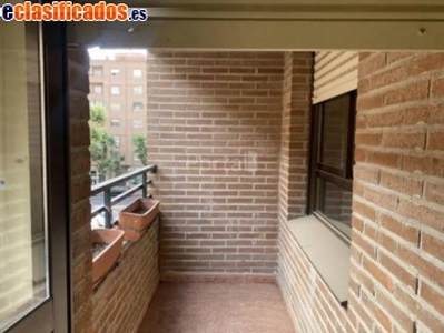 Venta piso vpo zona los..