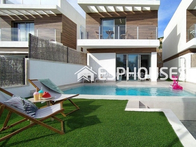 Villa for sale in Orihuela Costa