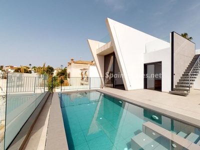 Villa for sale in Orihuela Costa