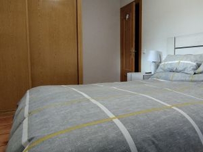 Chalet unifamiliar en venta en Calle Matabueyes E