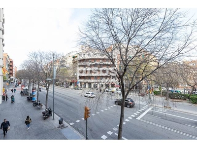 Piso en venta en Passeig de Maragall, cerca de Carrer de Trinxant