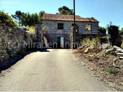 CASA PARA RESTAURAR CON TERRENO