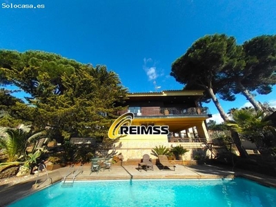 Espectacular casa con vistas al mar, piscina y licencia turística, BLANES