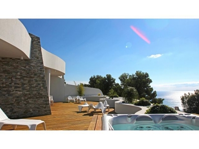 ¡Exclusivo apartamento de lujo con impresionantes vistas de mar en la Sierra de Altea - KEY READY!