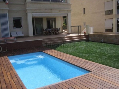 Alquiler de piso en La Bonanova - Portopí de 3 habitaciones con terraza y piscina