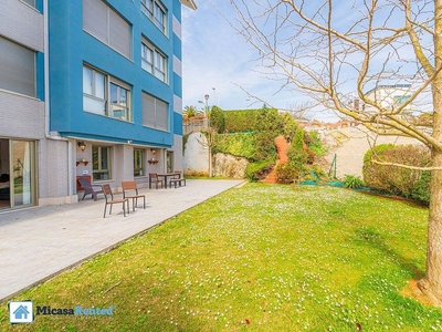 Alquiler de piso en Valdenoja - La Pereda de 3 habitaciones con garaje y jardín