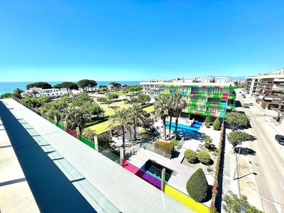 Ático en venta en Port - Horta de Santa María de 2 habitaciones con terraza y piscina