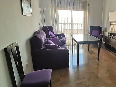 Piso en alquiler en Linares de 2 habitaciones con muebles y aire acondicionado