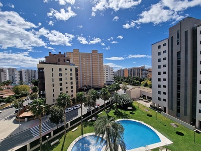 Venta de piso en calle Maestro José Garberí Serrano de 3 habitaciones con terraza y piscina