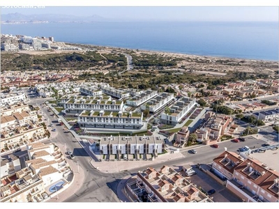 Apartamento en Planta Baja cerca de la Playa en Increible Residencial