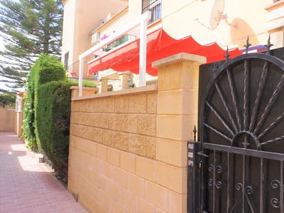Bungalow en venta en El Chaparral - La Siesta - La Torreta, Torrevieja, Alicante