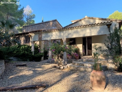 Casa de campo sorprendentemente hermosa en La Sella, Denia