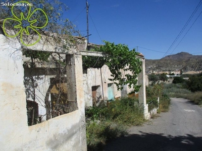 Cortijo en Venta en Arboleas, Almería