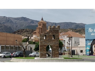 GRAN CASA ENTRADA DE ABRUCENA