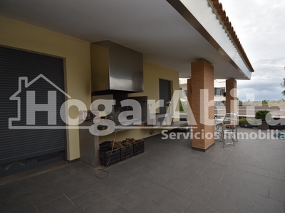 Venta de casa con piscina y terraza en Burriana, Novenes de calatrava