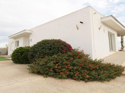 Villa en Venta en El Camino de Catral, Alicante