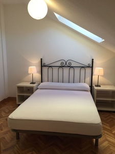 Alquiler de piso en Centro - Palencia de 1 habitación con muebles y aire acondicionado