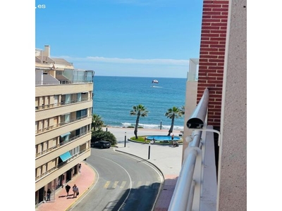 APARTAMENTO A ESTRENAR CON VISTAS LATERALES AL MAR