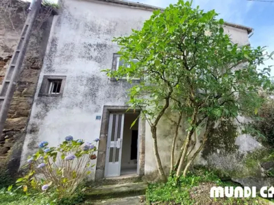 Casa en venta en Calle Berrimes- en Lousame por 90,000 €