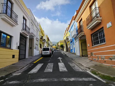 Casa en venta en Calle de Icod de los Vinos en La Guancha por 180,000 €