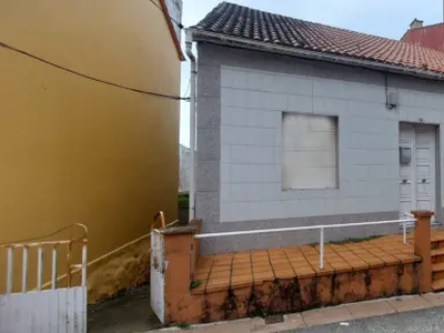 Casa en venta en Calle de Sineiro en O Grove (Casco Urbano) por 110,000 €