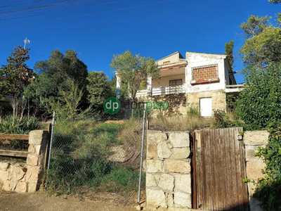 Casa en venta en Parque de Las Castillas en Torrejón del Rey por 119,900 €