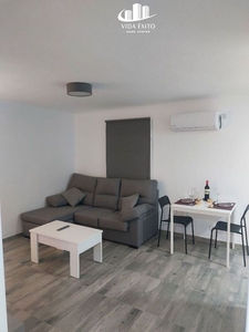 Piso en alquiler en Peñamefecit - Avda Barcelona de 2 habitaciones con balcón y aire acondicionado