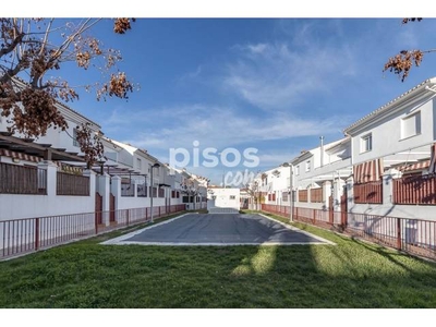 Casa adosada en venta en Calle Llanos de Armilla Fase 7