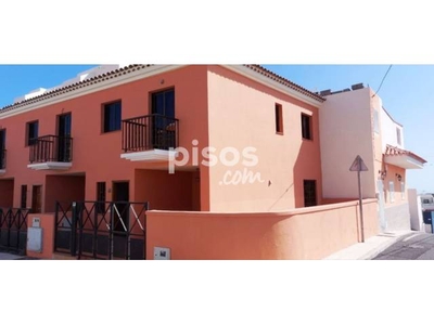 Casa adosada en venta en Calle Marrueco, nº 50