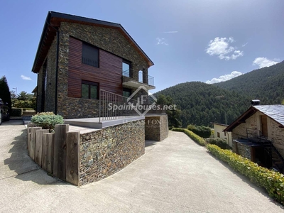 Casa en venta en Alp