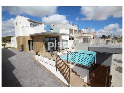 Casa en venta en Campoamor