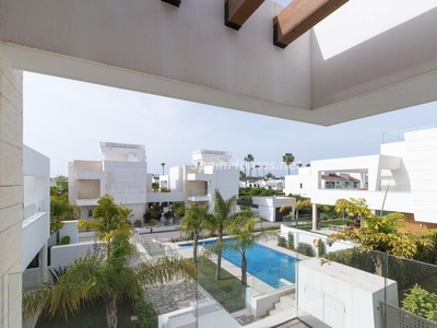 Casa independiente en venta en Linda Vista-Nueva Alcántara-Cortijo Blanco, Marbella
